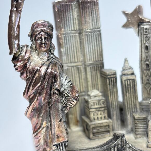 NYC Bldgs Statue Of Liberty World Trade Center NEW YORK Skyline Souvenir AS IS! - Picture 10 of 10